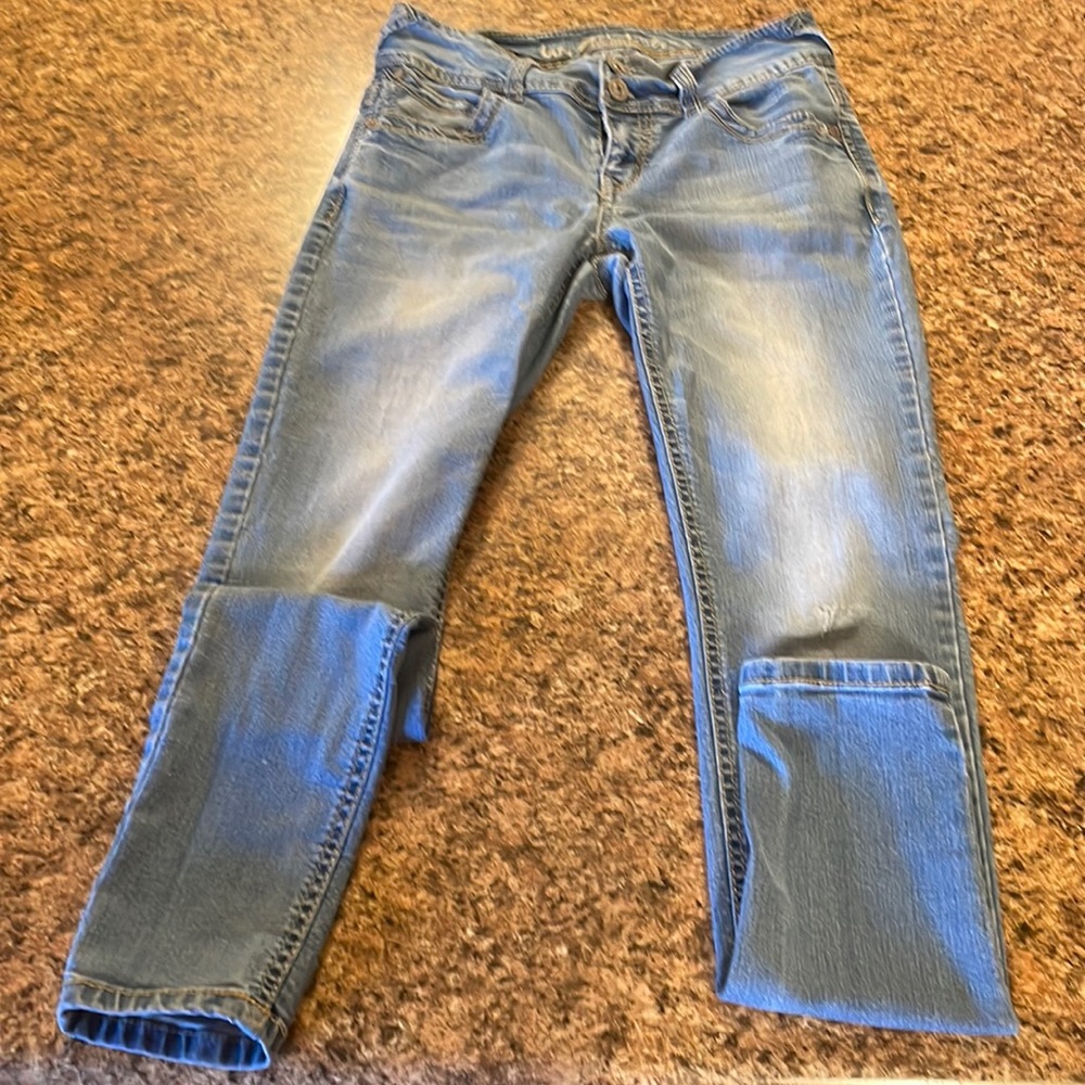 Wallflower jeans